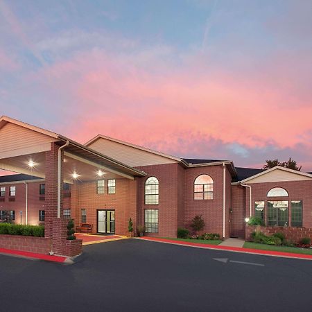 Super 8 By Wyndham Lowell/Bentonville/Rogers Area Eksteriør bilde