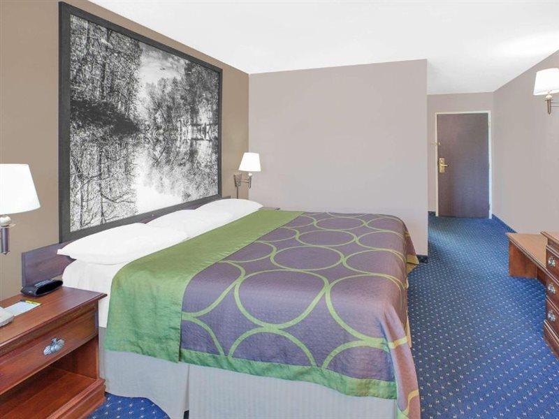 Super 8 By Wyndham Lowell/Bentonville/Rogers Area Eksteriør bilde