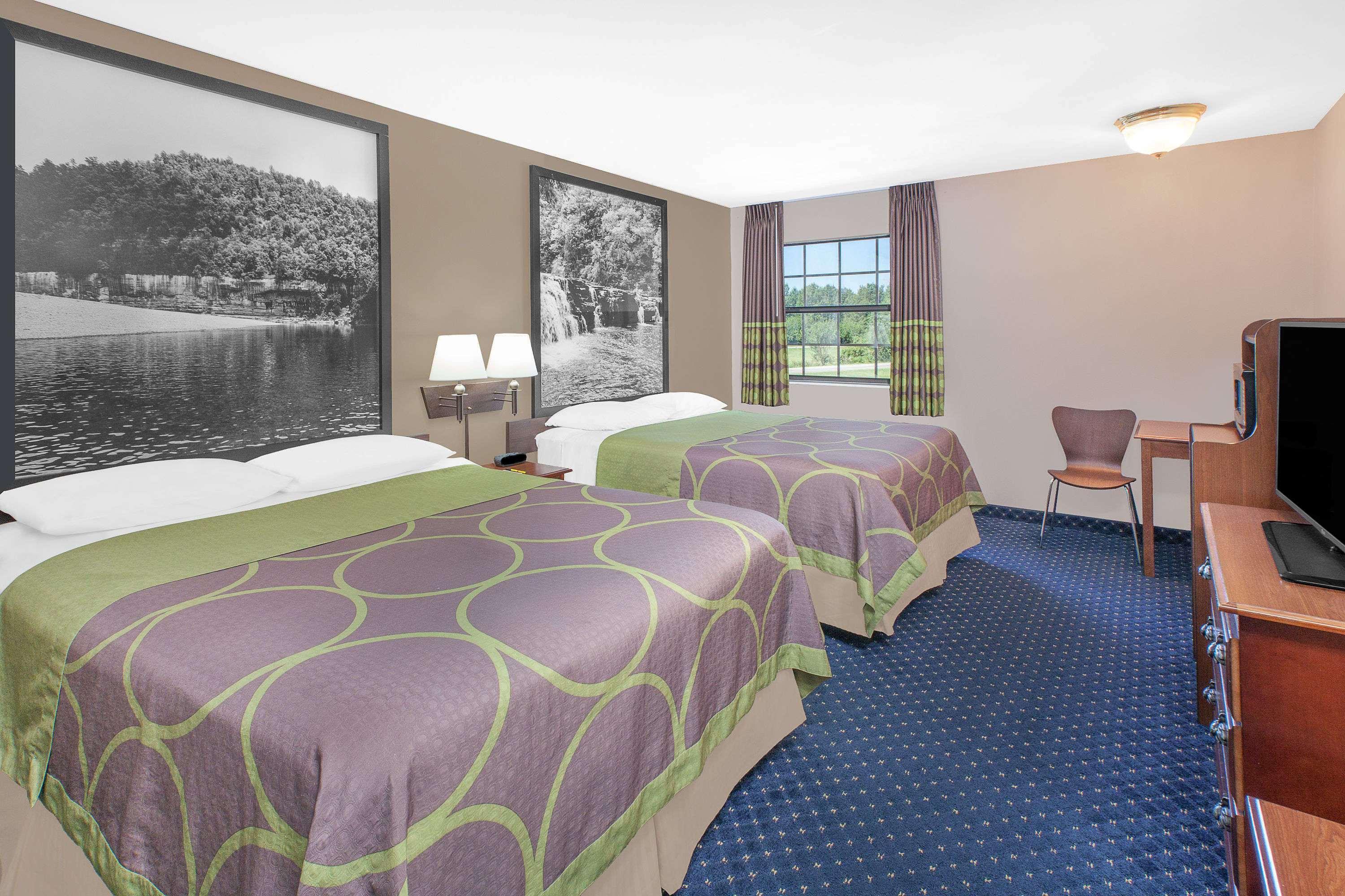 Super 8 By Wyndham Lowell/Bentonville/Rogers Area Eksteriør bilde