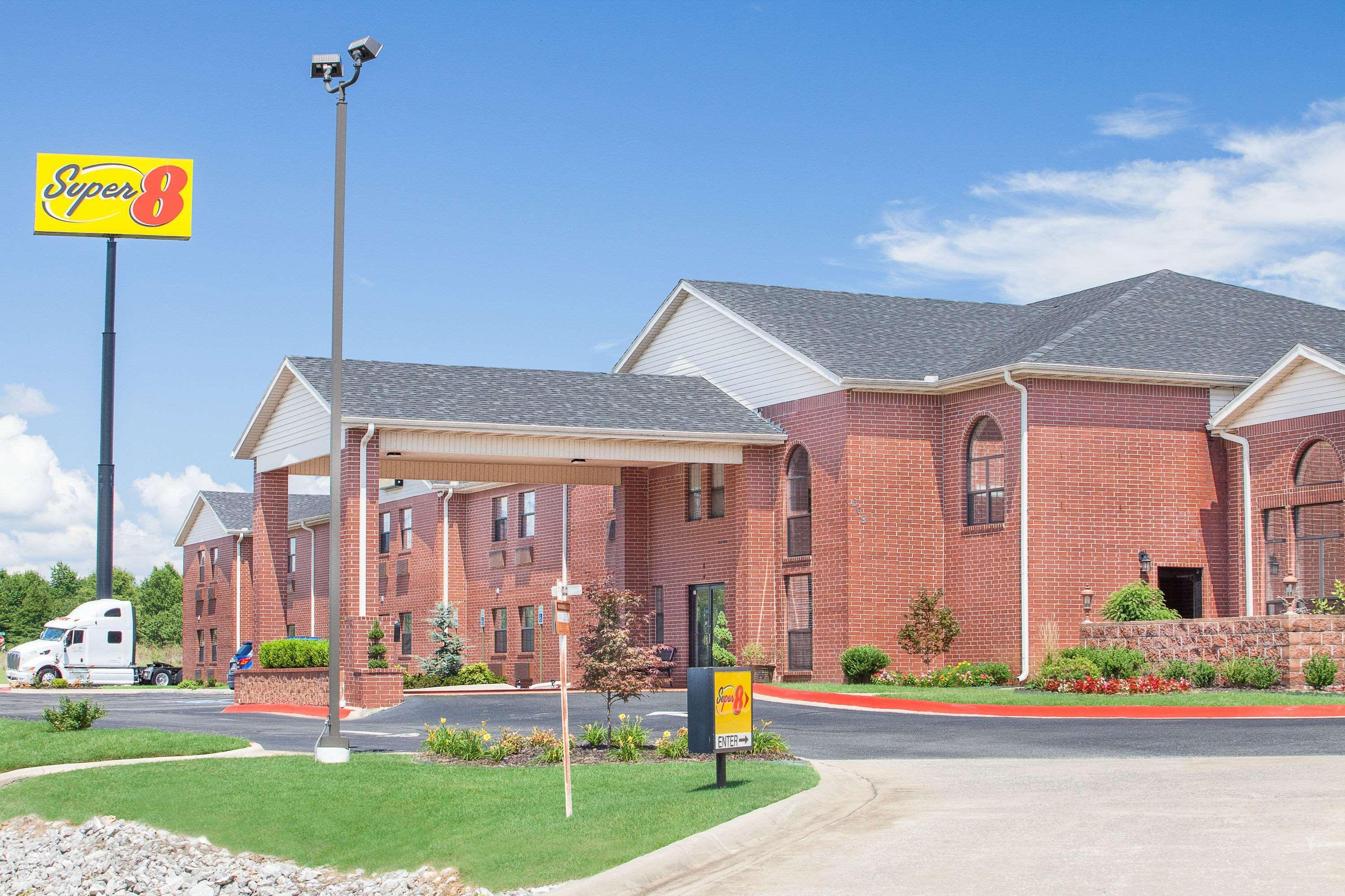 Super 8 By Wyndham Lowell/Bentonville/Rogers Area Eksteriør bilde